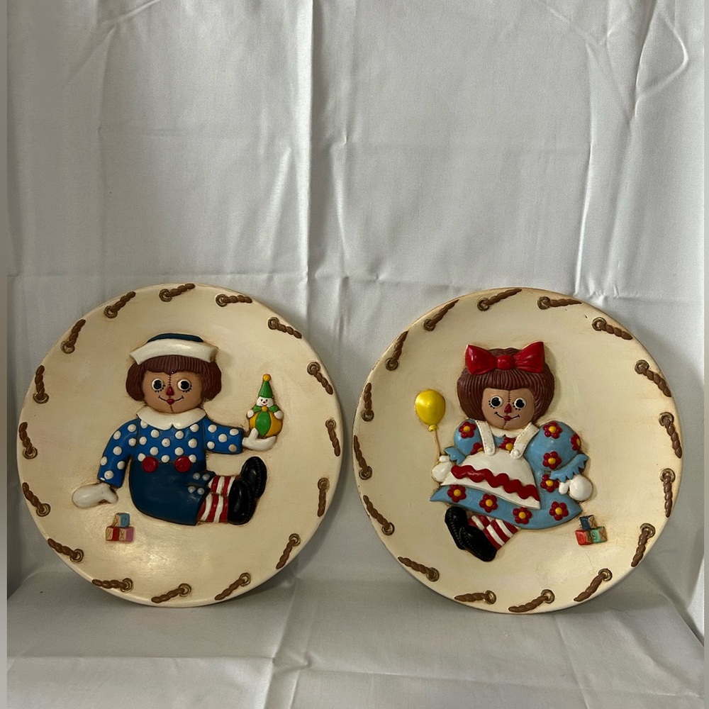 Vintage Raggedy Ann & Andy Plates, Set of 2Ready to add to your home